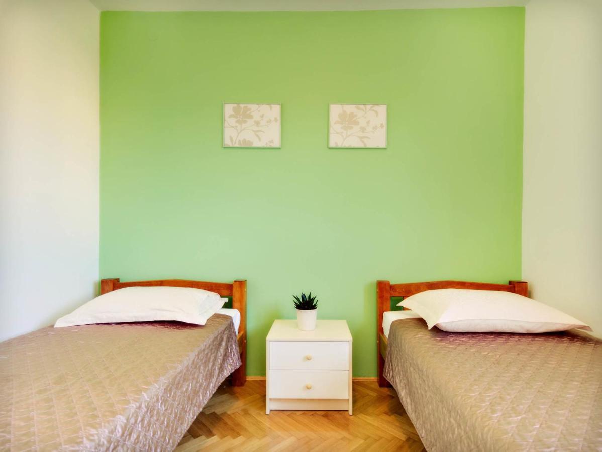 Apartments Zizic Vodice Rom bilde